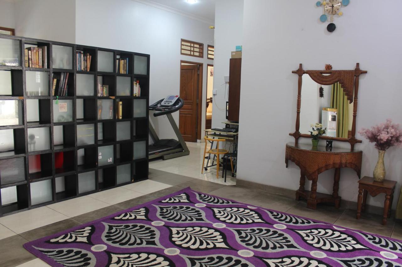 Homestay Bougenville Antapani Syariah Villa Bandung